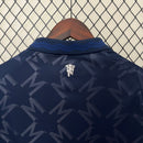 CAMISA LANÇAMENTO DO MANCHESTER UNITED 24/25 AZUL